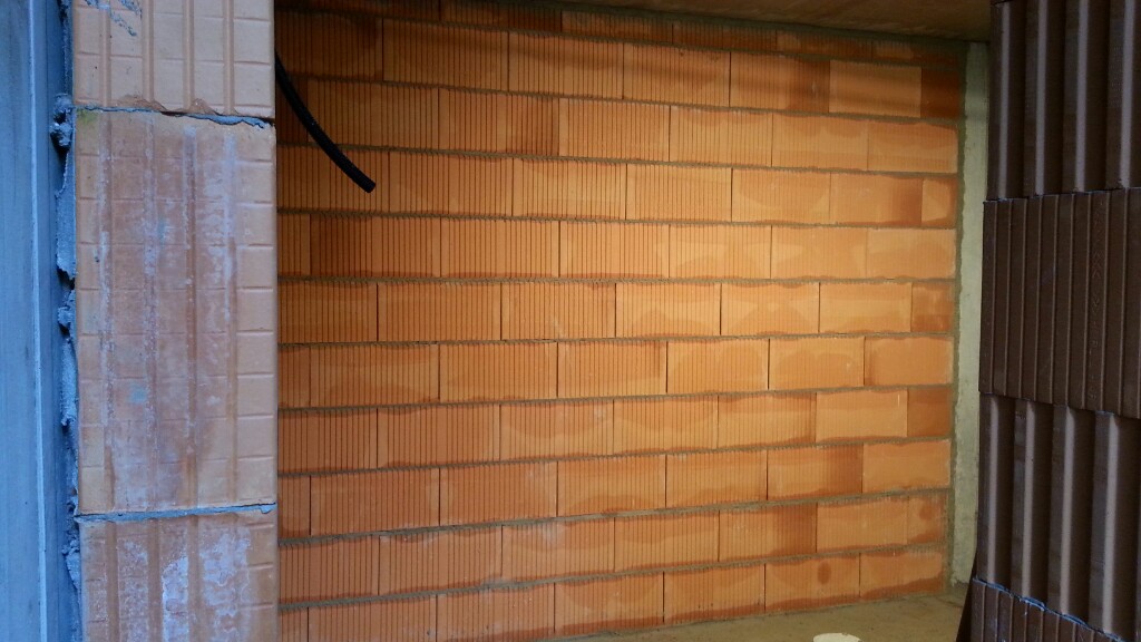 Heute mauert der Bauherr!